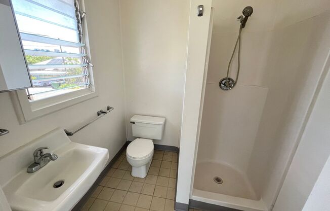 1 bed, 1 bath, $1,375, Unit 1003 B