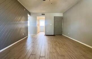5839 62 AVE N