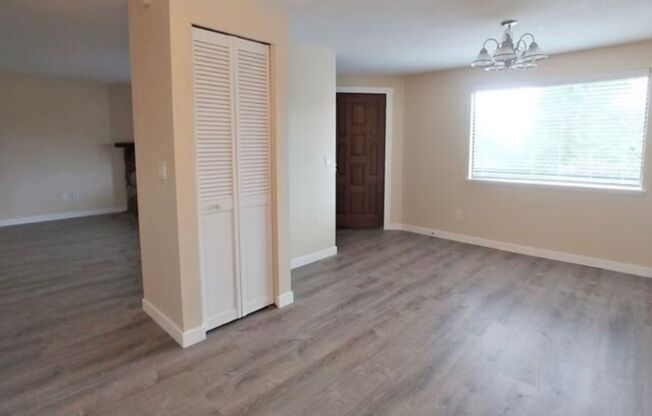 Royal View Apartments