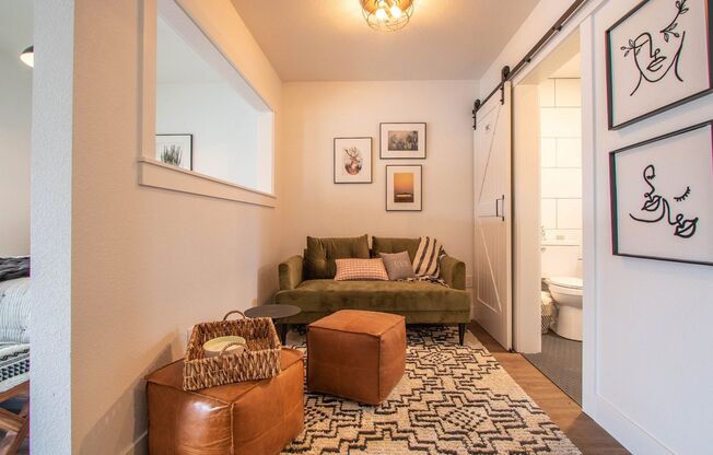 Studio, 1 bath, $1,145, Unit 233