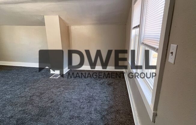 2 beds, 1 bath, $1,050