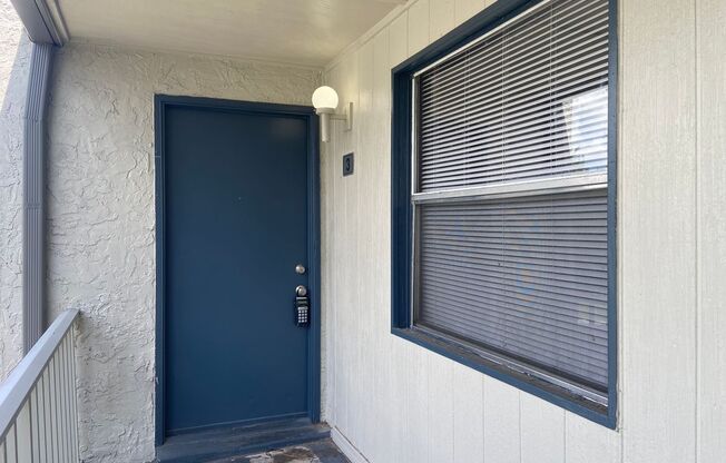MOVE-IN SPECIAL - $500 CREDIT! 1BD/1BA Apartment off Curry Ford in Henley Park Apartments!