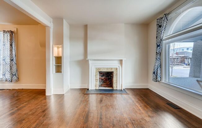 Charming 3 Bed 2 Bath Home in LoHi