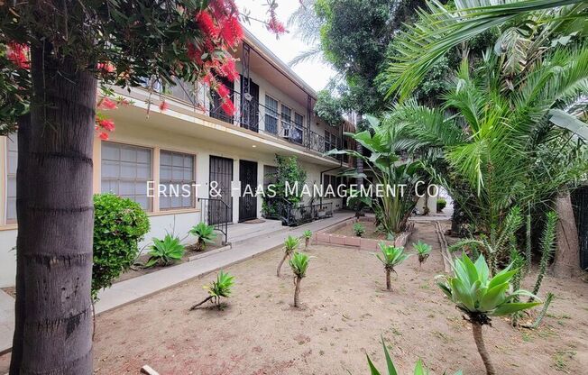 1280 E 4 ST