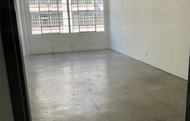 Studio, 750 sqft, $1,500, Unit 506