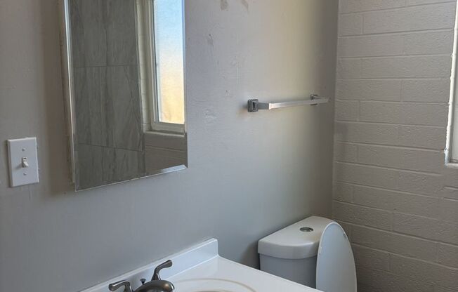 Sunflower 3114, 3314, 3320 N 66th St