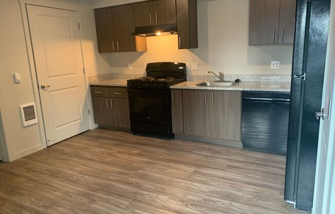 Studio, 1 bath, 406 sqft, $1,295, Unit C119