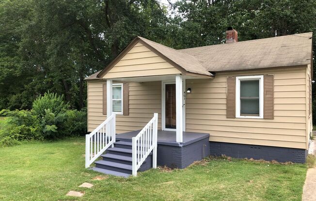 Beautiful Remolded Home Near Downtown Spartanburg
