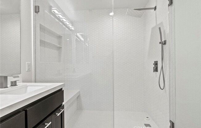 2 beds, 2 baths, 1,050 sqft, $3,450, Unit 206