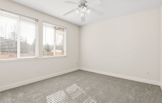 1 bed, 1 bath, 812 sqft, $2,165, Unit 1014