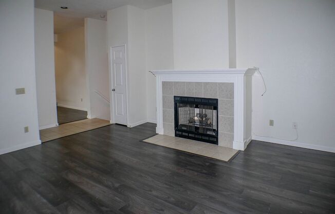 3 beds, 2.5 baths, 1,752 sqft, $4,695, Unit 1525 Hornblend Street