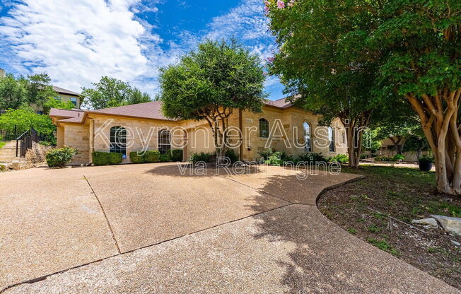1305 DELSIE DR