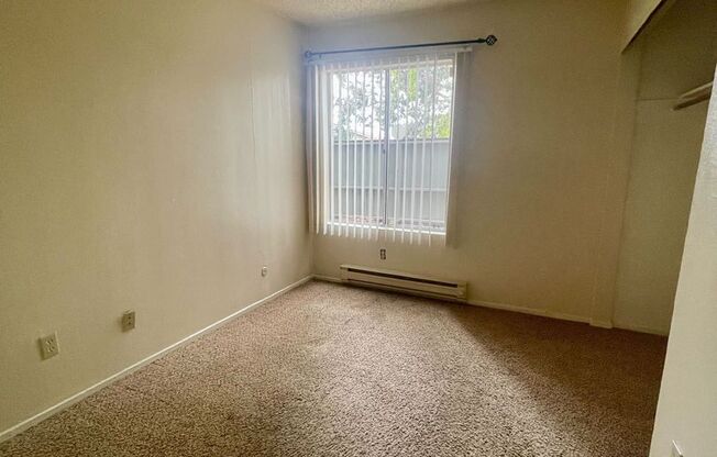 2 beds, 1 bath, $2,100, Unit ALTOS UNIT 169