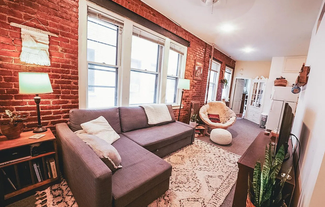 1872 Commonwealth Ave Apt 14O