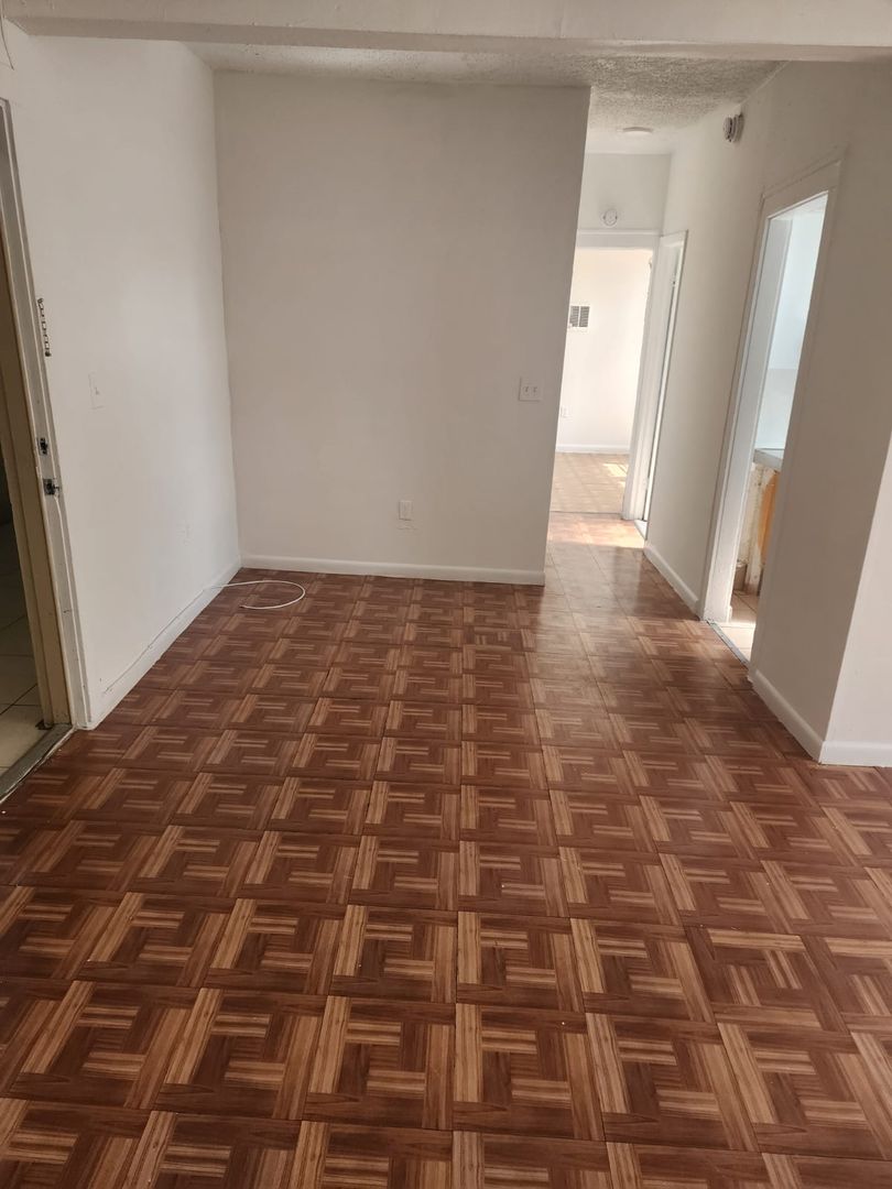 1124 COBEST PROPERTIES