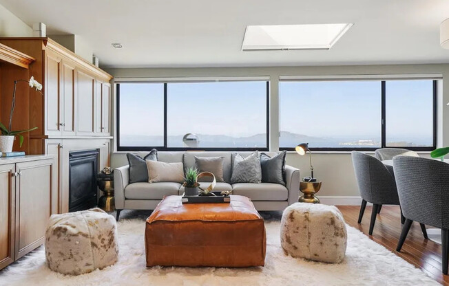 2295 Vallejo St #303