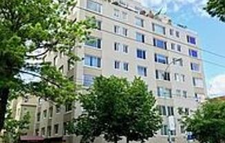 Beautiful, Bright and Spacious Condo near Downtown!