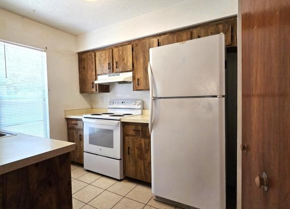 2606 NE 22 CT