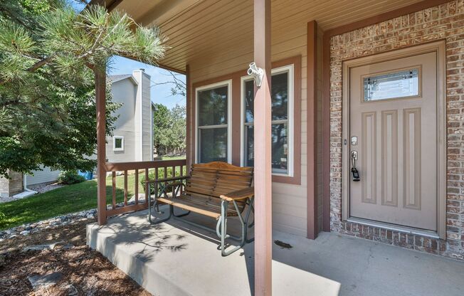 Stunning 5 Bedroom in School District 20