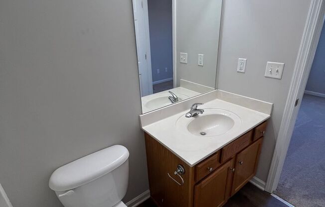 2 beds, 2 baths, $900, Unit 374G