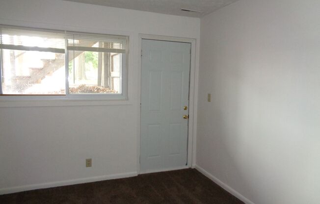 1 bed, 1 bath, 450 sqft, $650, Unit 1