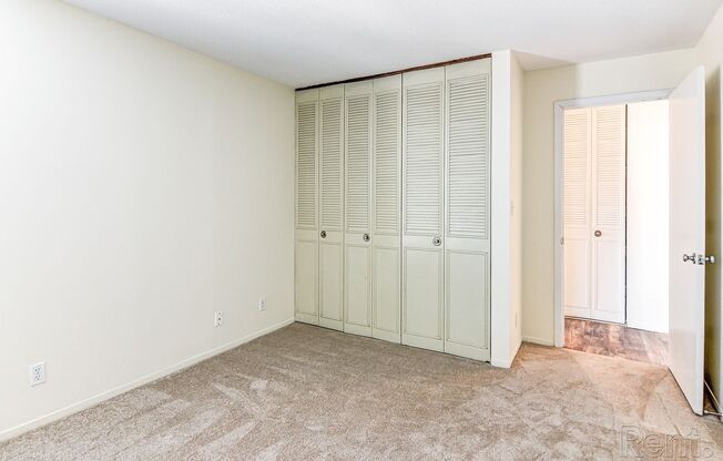 2 beds, 1.5 baths, 1,095 sqft, $1,560, Unit 1004