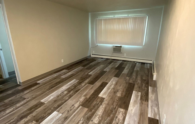 1 bed, 1 bath, 552 sqft, $750, Unit DB1-18