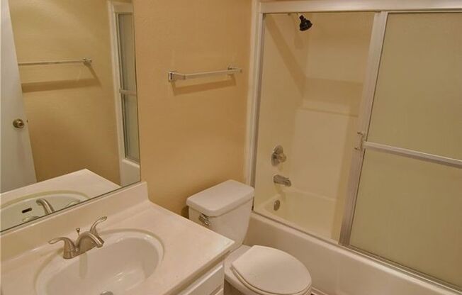 Studio, 1 bath, 500 sqft, $1,645, Unit 203