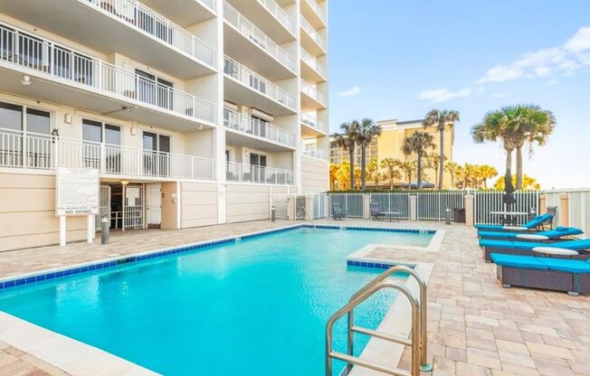 2 beds, 2 baths, $4,125, Unit # 803