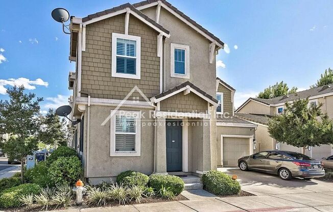 A Wonderful Newer 3bd/2.5ba Natomas Home!