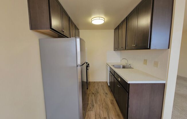 2 beds, 2 baths, 972 sqft, $1,795, Unit 901