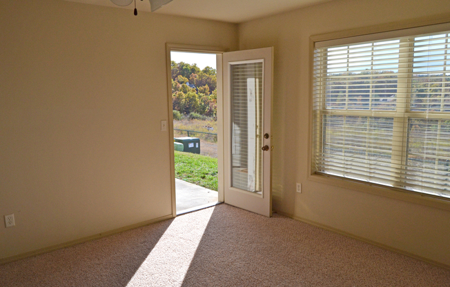 2 beds, 2 baths, $1,200