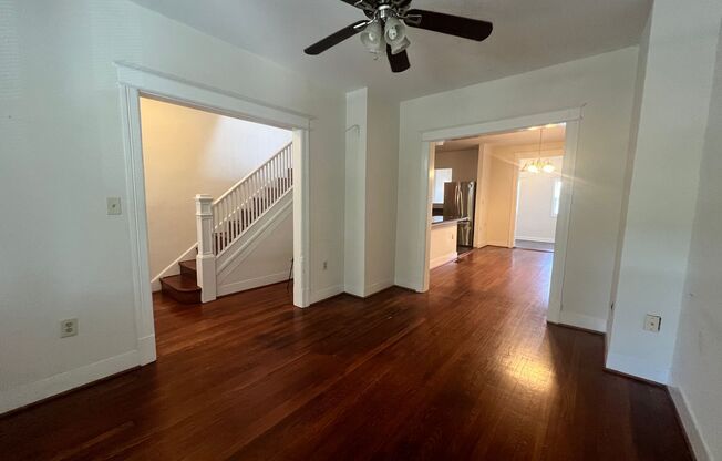 Charming 4 BR/2 BA Townhome in Eckington!