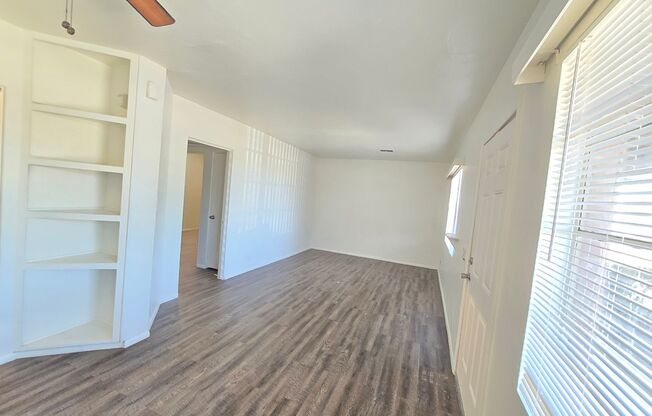 1 Bed 1 Bath Apartment in Historic Glendale