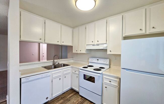 1 bed, 1 bath, 700 sqft, $1,795, Unit 21