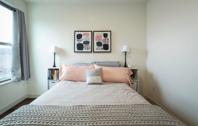 1 bed, 1 bath, 660 sqft, $1,735, Unit 5257-408