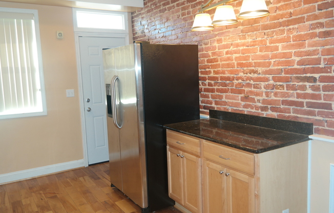 Charming 2 Bedroom/2.5 Bathroom Townhome in Linwood/Patterson Park, MD!