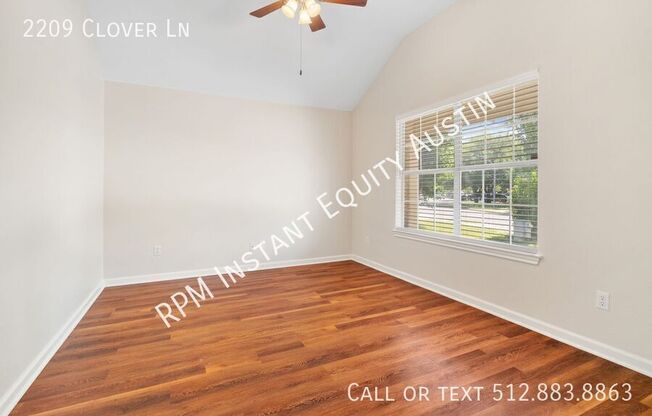 2209 CLOVER LN