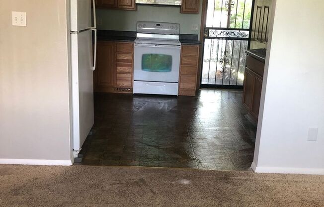 Half of a Duplex Available - 4 Bedroom 2 Bathroom in Lakewood