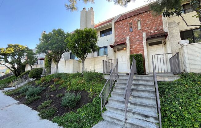 MOVE-IN READY, upgraded 3+3 w/bonus room!