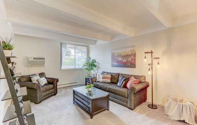2 beds, 1.5 baths, 864 sqft, $1,775, Unit 5204