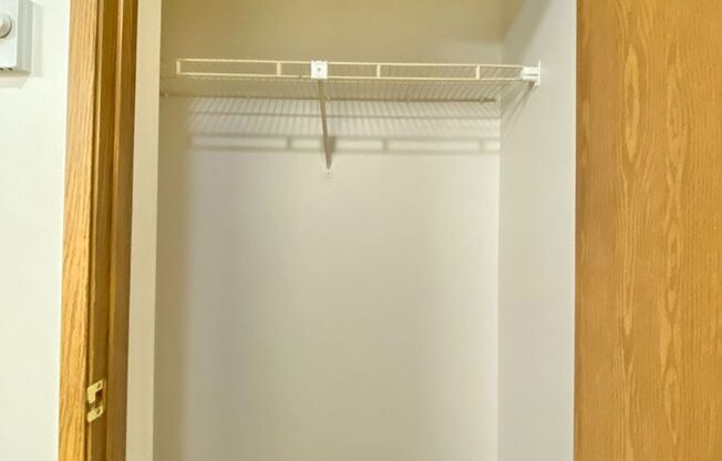 Studio, 1 bath, 413 sqft, $1,295, Unit 212