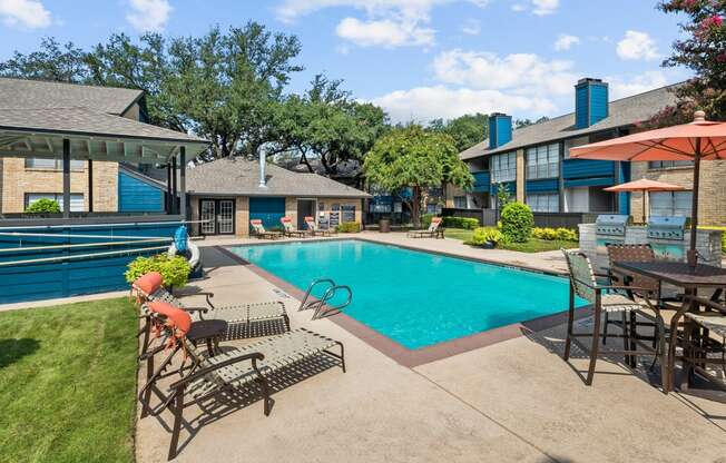 our apartments have a swimming pool and outdoor furniture