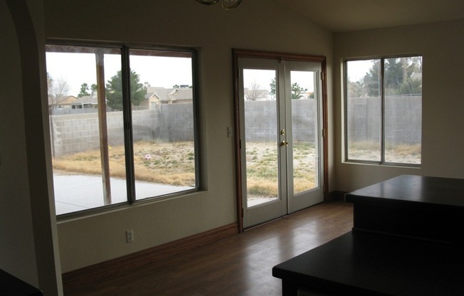 3 beds, 2 baths, $1,850