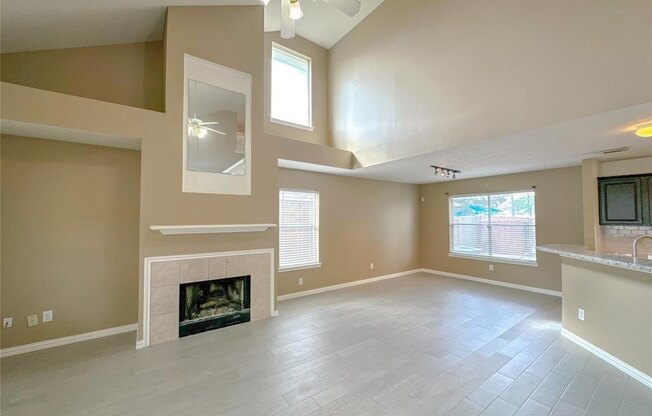 1106 ANDOVER DR