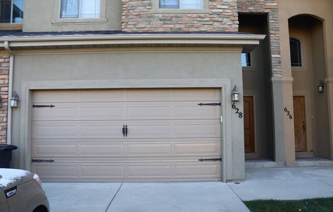 3 bed 2.5 bath townhome in Salem