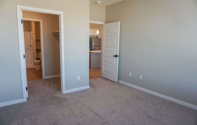 2 beds, 2 baths, 1,045 sqft, $1,599, Unit 223