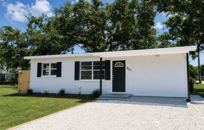 3 Bedroom, 1 Bathroom Home for Rent in Largo!