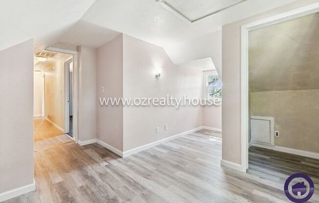 1140 JOYCE LN