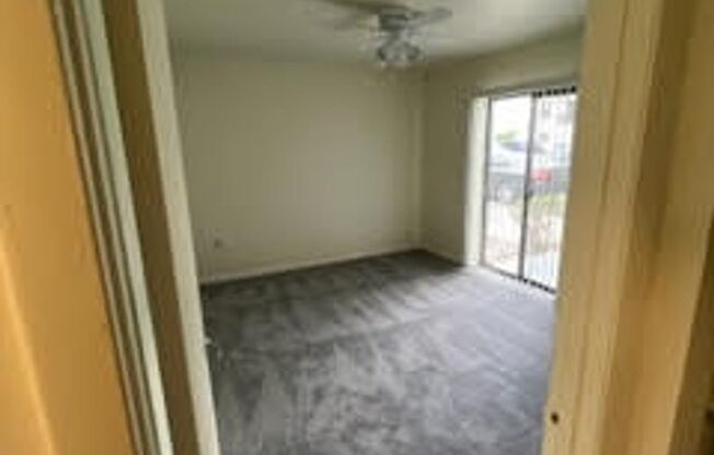 2 beds, 2 baths, 950 sqft, $1,250, Unit 13A